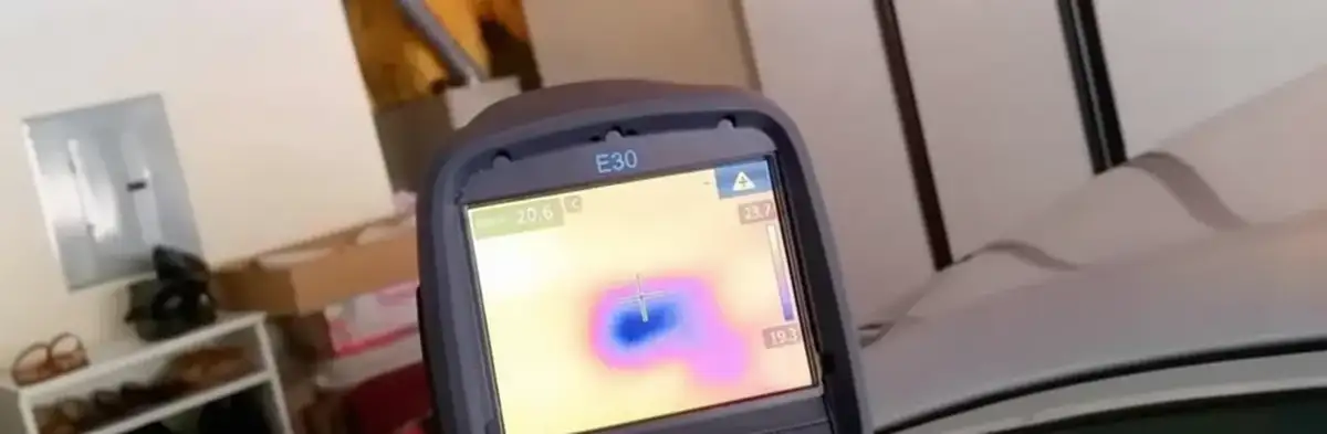 mold inspection using thermal imaging technology to detect moisture and hidden mold in a home in Arlington, TX